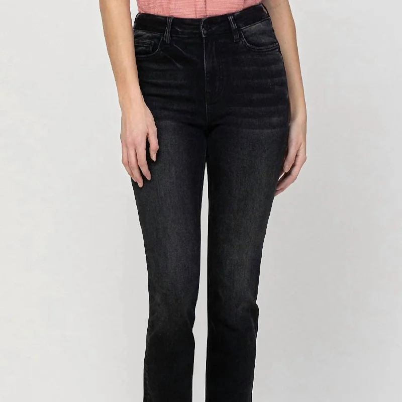 Jeanne High Rise Slim Straight Jeans In Black