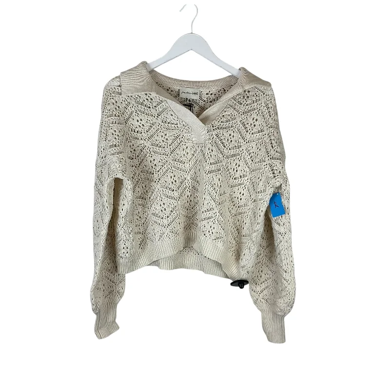 Top Long Sleeve By Clothes Mentor In Cream, Size: L