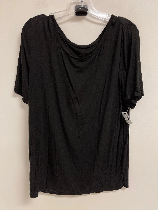 Top Short Sleeve By Clothes Mentor In Black, Size: M